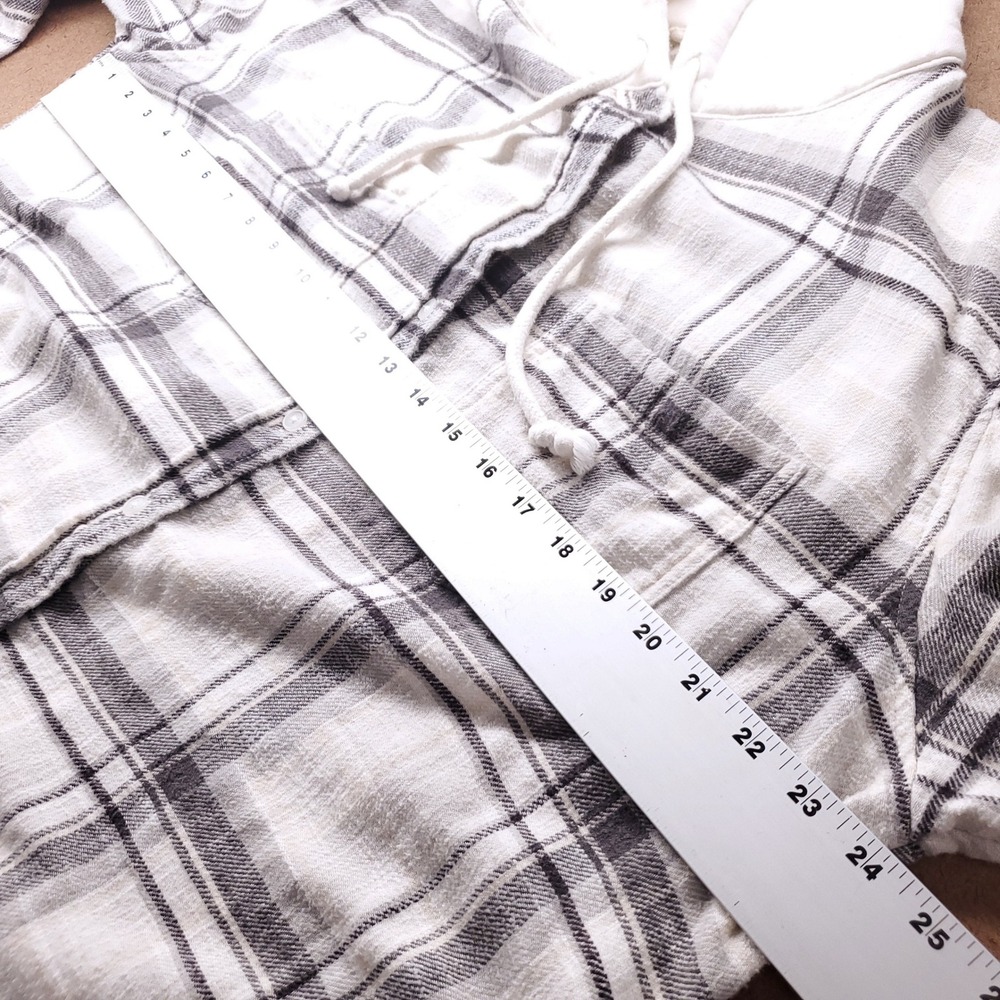 American Eagle Plaid Hooded Button Up Shirt Women L Gray Gorpcore Cabincore SOFT - Picture 4 of 11
